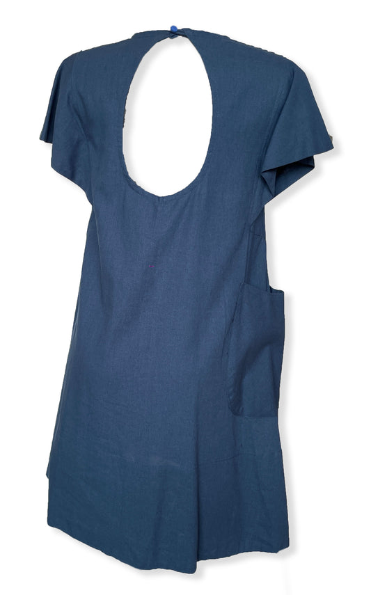 Vestido Petricor corto, plisado, bolsa sencilla