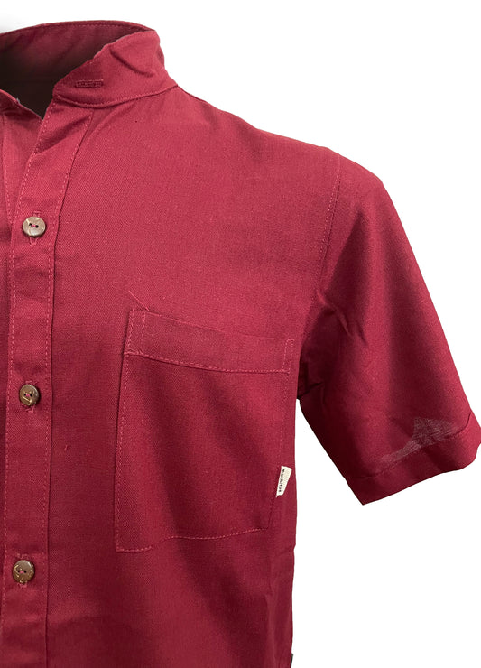 Camisa Herrería, de lino, manga corta color vino, tallas CH, M, G