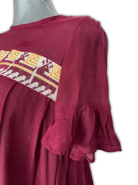 Vestido Coatlán corto, manga corta, color guinda