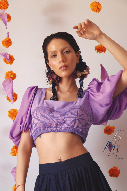 Crop Top "Arte de Jalapa": Lino con Bordado a Mano Oaxaqueño - Lujo Consciente