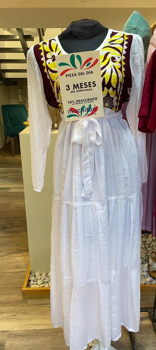 Maxi Dress tres olanes, unitalla, muchitos, pieza única, blanco