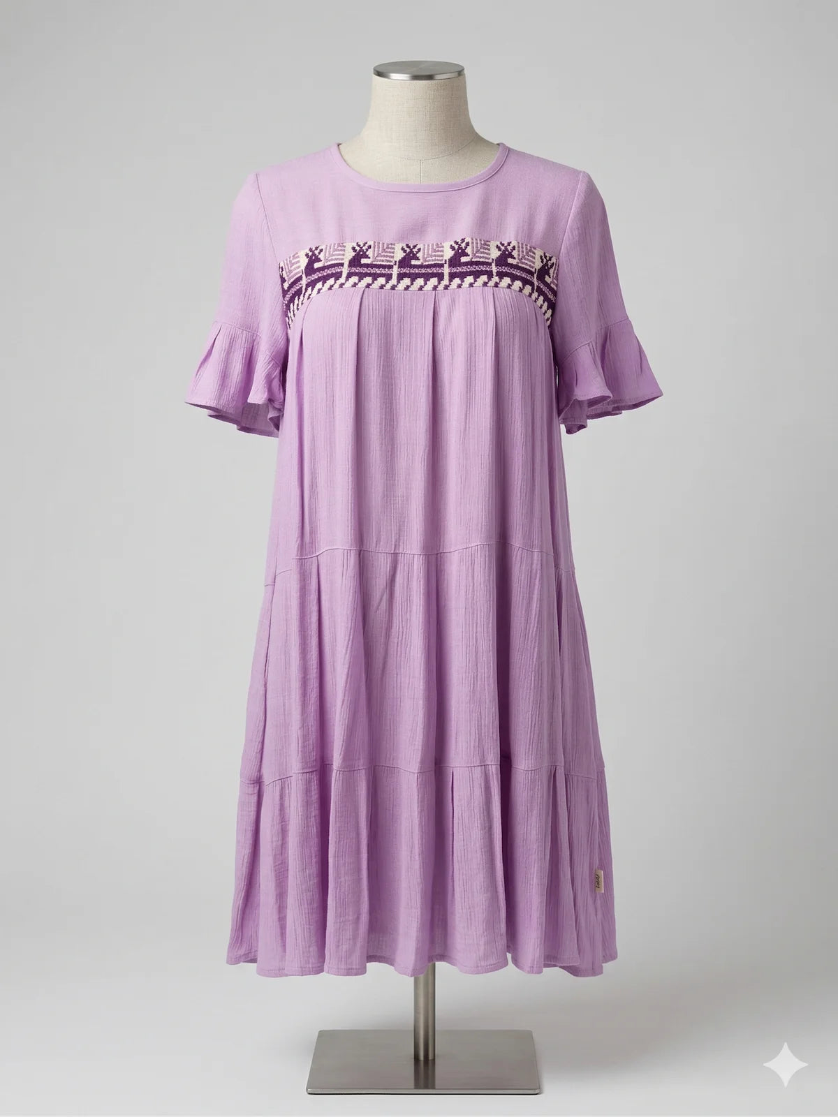Vestido corto lila bordado Coatlán