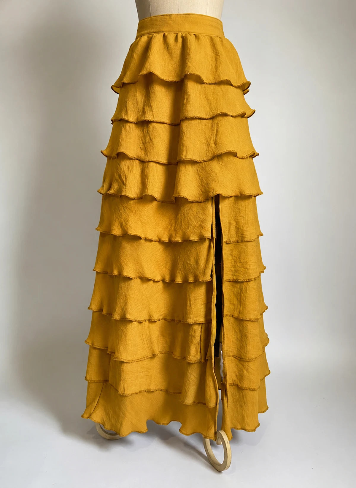 Falda Elegante Tobalá de 10 Olanes en Tencel - Edición 10° Aniversario