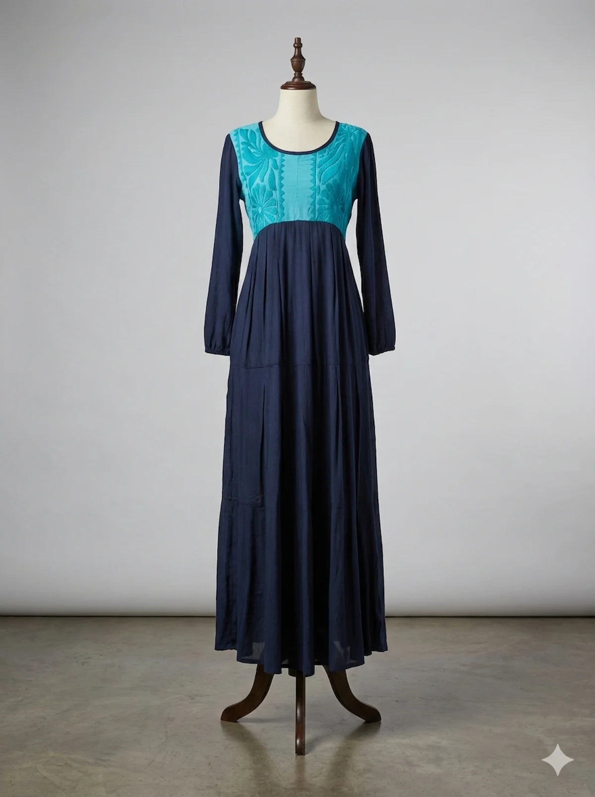 Vestido de Gala Azul Marino | piezas únicas