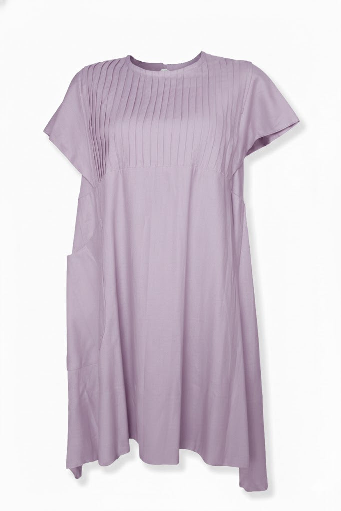 Vestido Petricor corto, plisado, bolsa sencilla