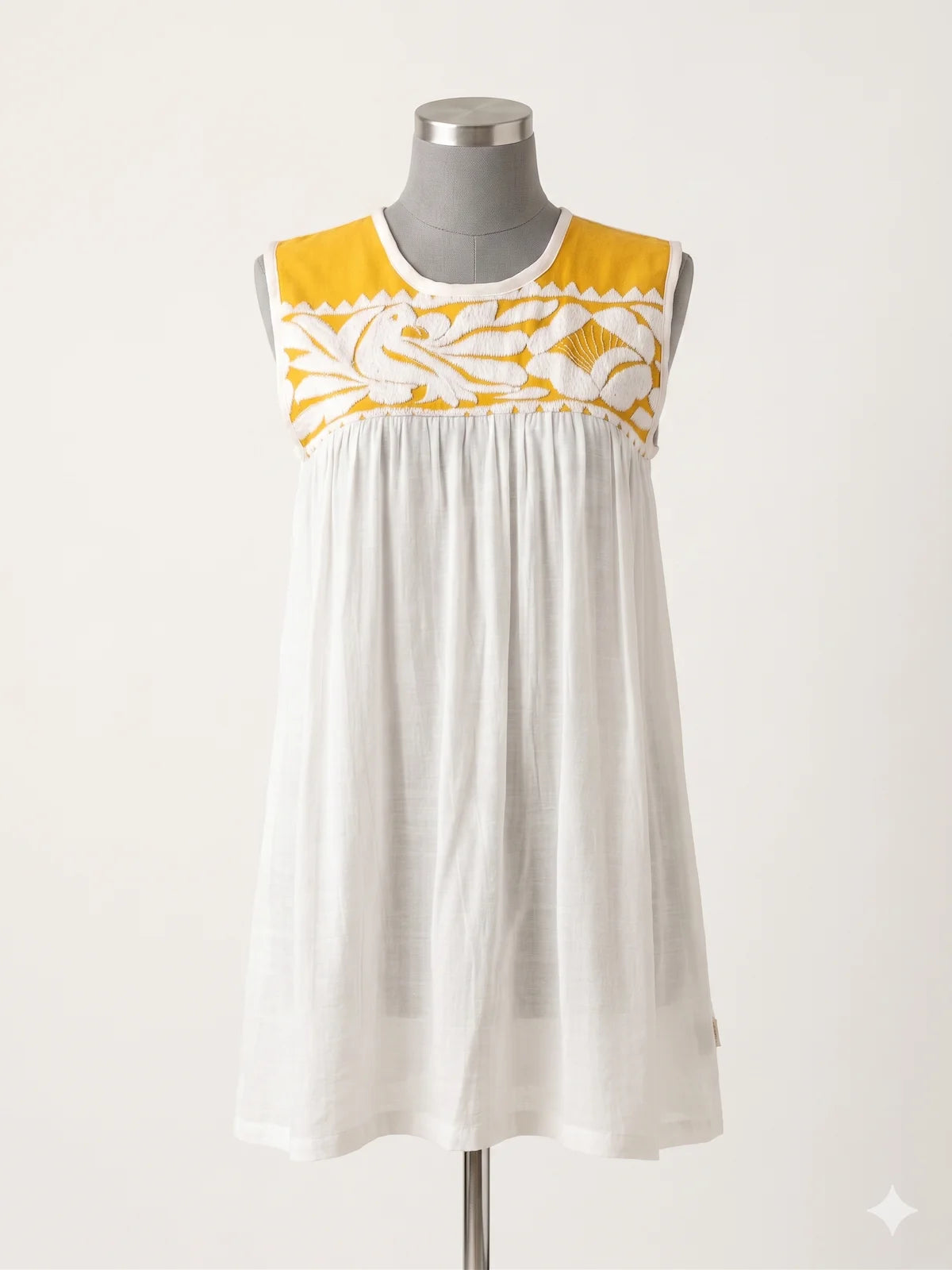 vestido corto bluson blanco amarillo de oaxaca artesanal