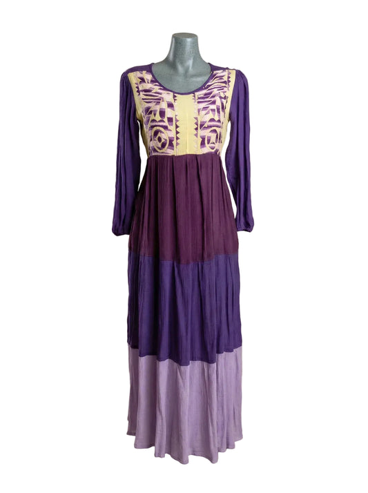 vestido-largo-tradicional-bordado-a-mano